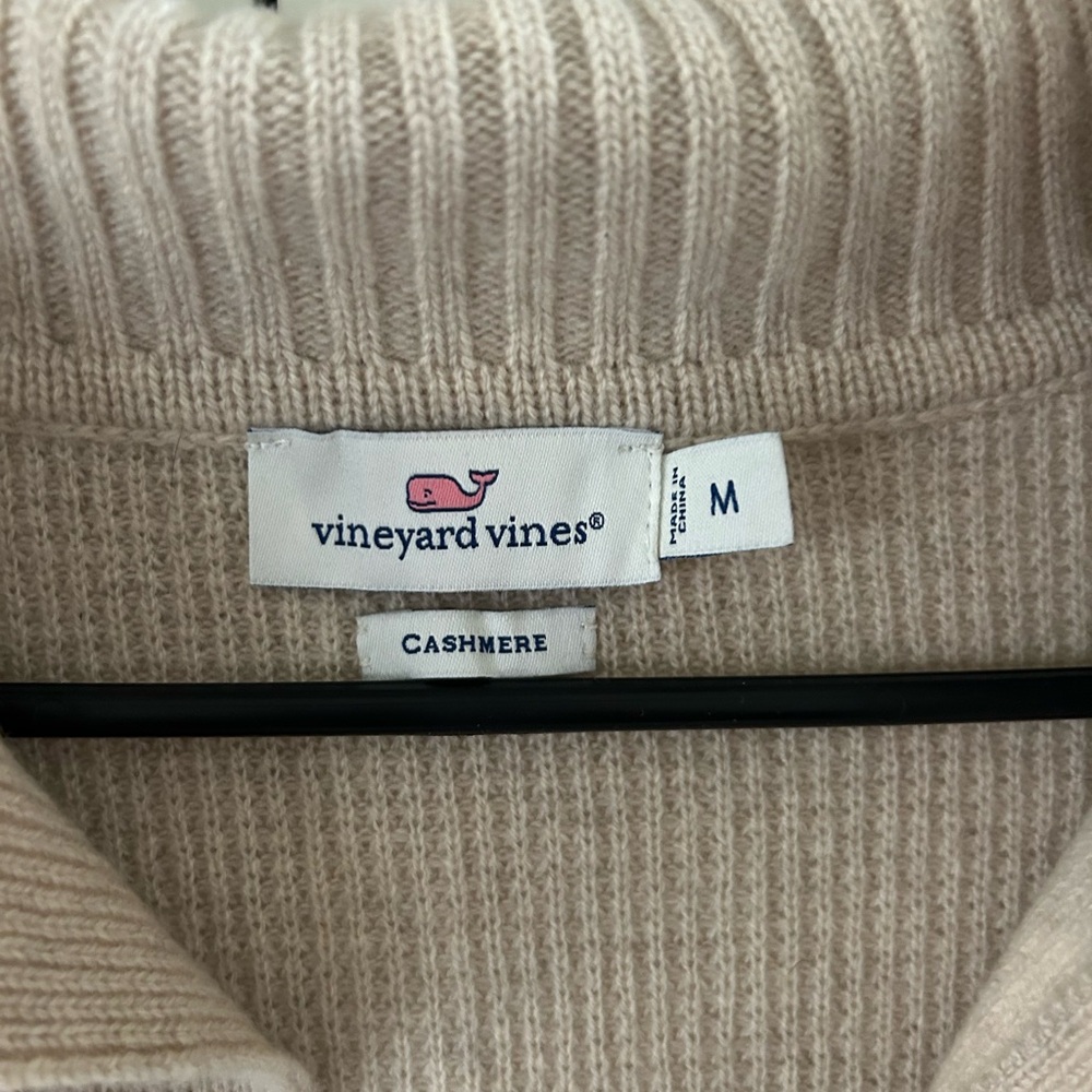 Brand New Vineyard Vines Beige Cashmere Knit